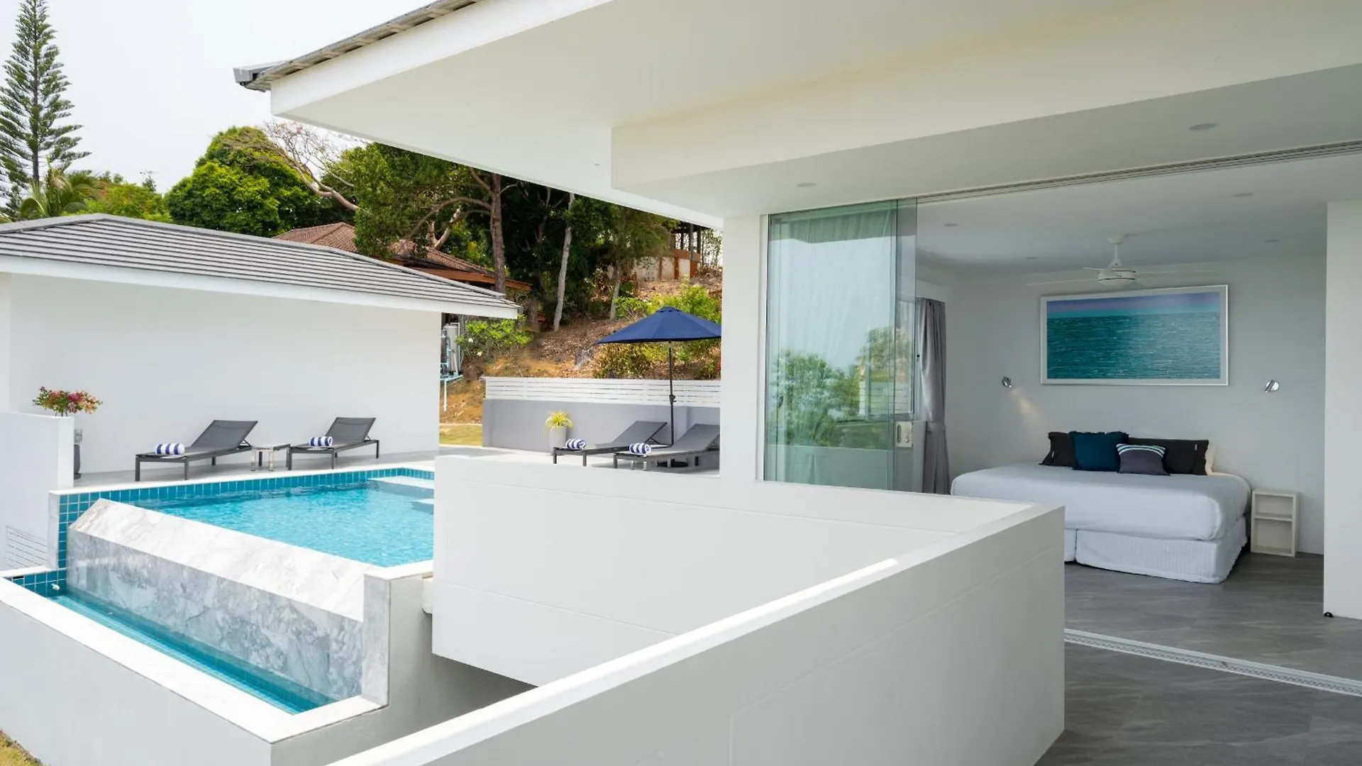 Luxury Home With A Pool - Stunning Sea Views Koh Lanta
